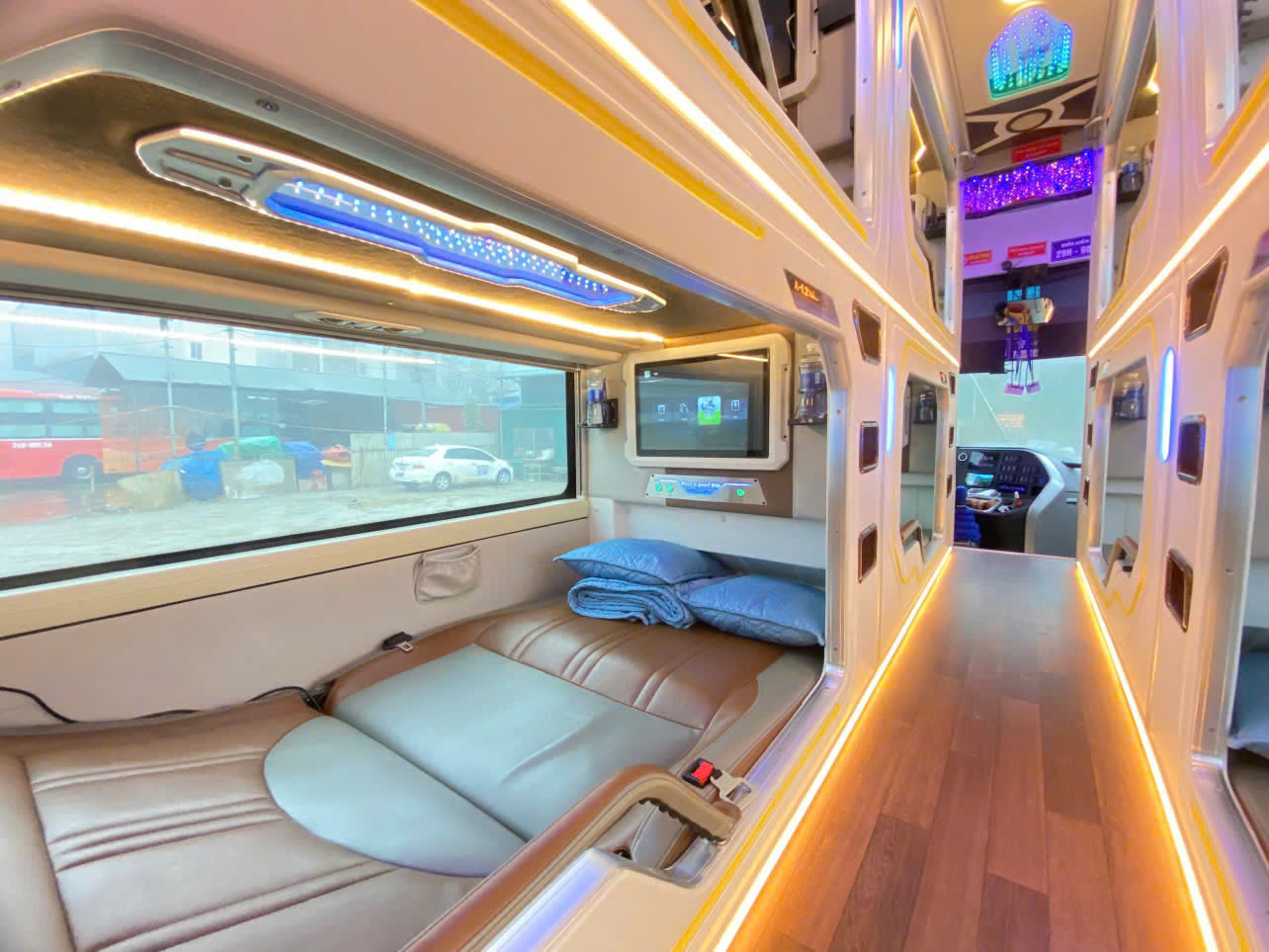 G8 Sapa Open Tour cabin sleeper bus interior with private compartments